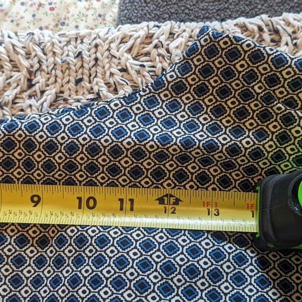 HILARY RADLEY Women's Capri Pant Size 12 Stretch Geometric Straight Mid Rise - Picture 13 of 15